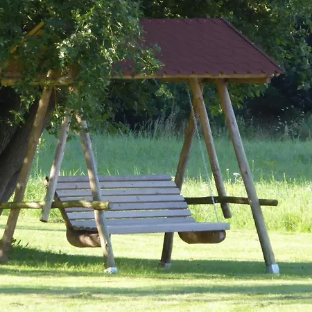Gut-rattelvitz-parterre-b-hochwertig-sauna-kamin-etankstelle-spielscheune-15-000qm-parkland *