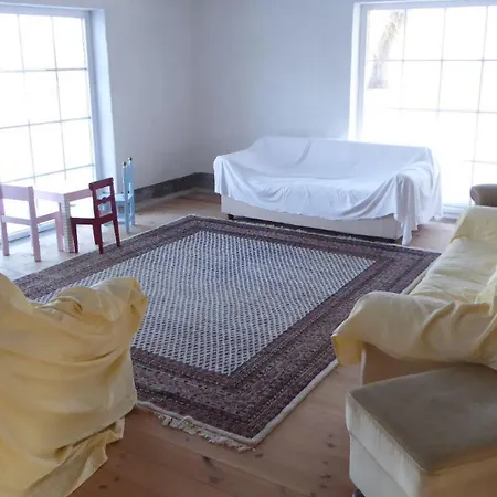 דירה Gut-rattelvitz-parterre-b-hochwertig-sauna-kamin-etankstelle-spielscheune-15-000qm-parkland Gingst